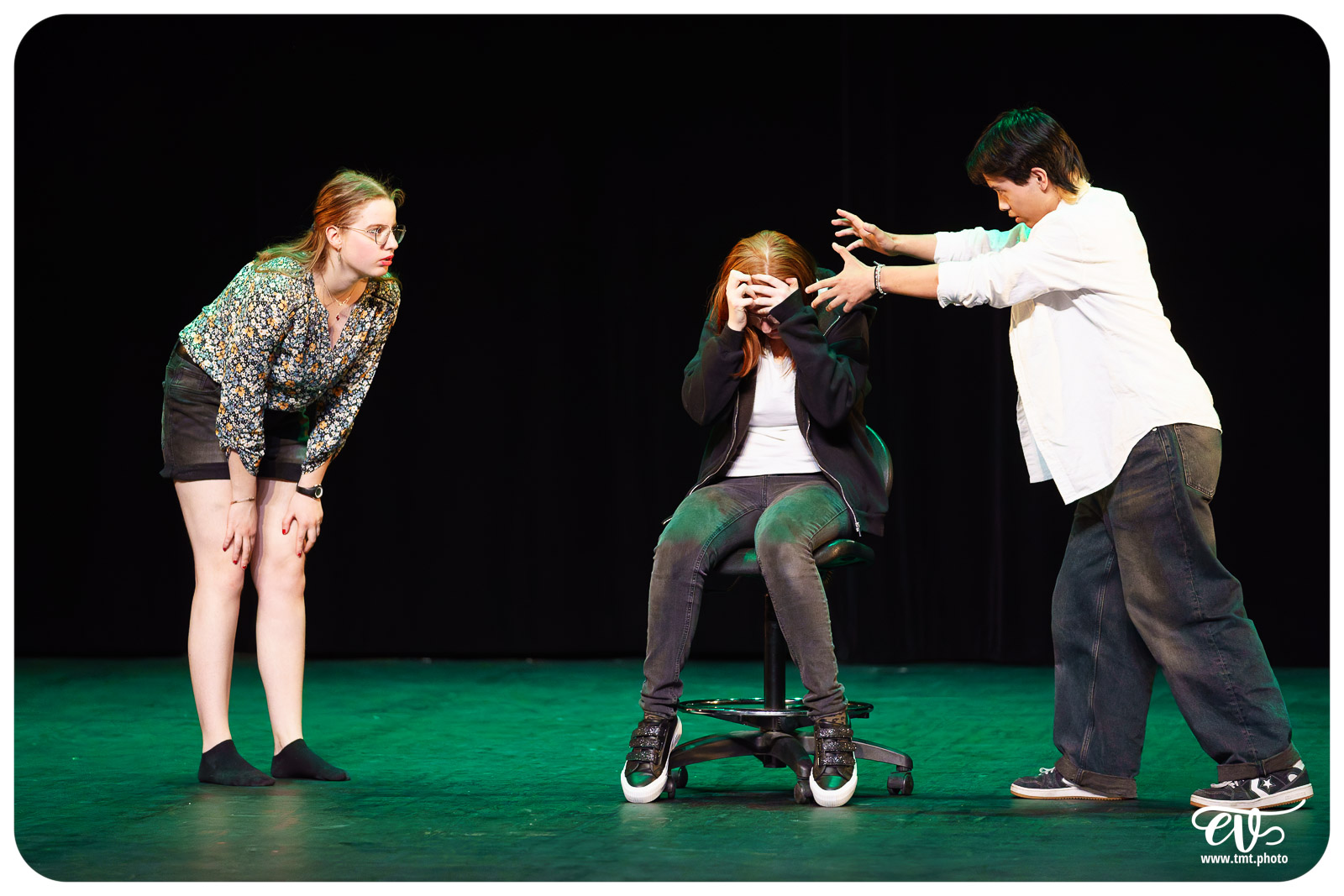 MAIS SONGEONS À RÉPÉTER S'IL VOUS PLAIT !